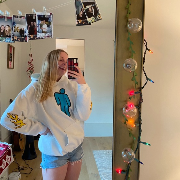 Tops - billie eilish sweatshirt from concert